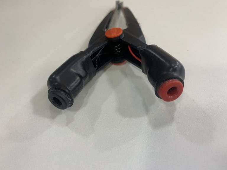 M 832 Clamping Resistance Electrodes Banana Plugs