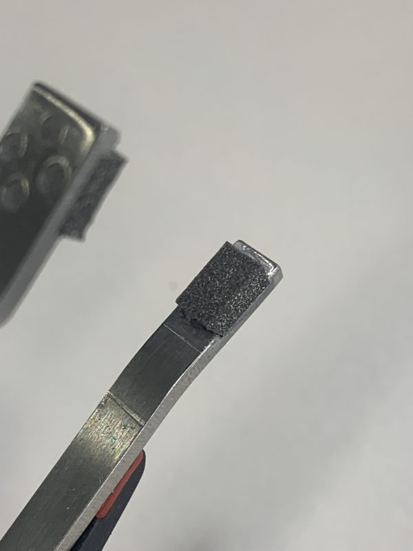 M 832 Clamping Resistance Electrodes Closeup