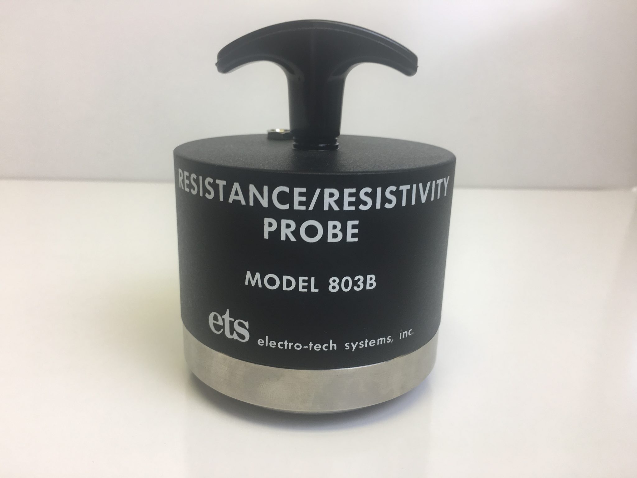 Model 803B Surface and Volume Resistance Probe and Verification Fixtures