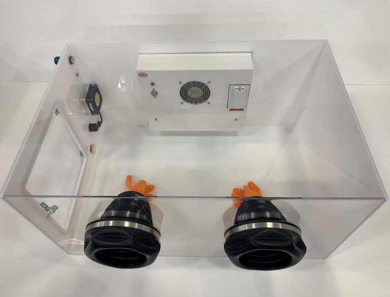 M 5506 Series Glove Box Chamber with Heating Panel and Thermoelectric Cooling - Top View